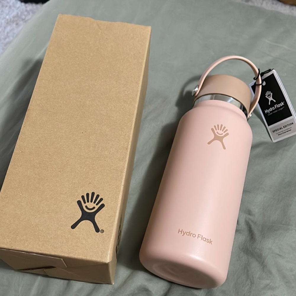 WHOLE FOODS HYDRO FLASK SPECIAL EDITION CHESTNUT BRAND NEW - Picture 1 of 2